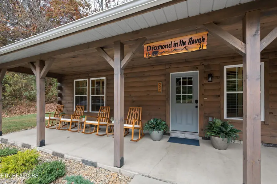 507 Golf Rd, Sevierville, TN 37863 - #3