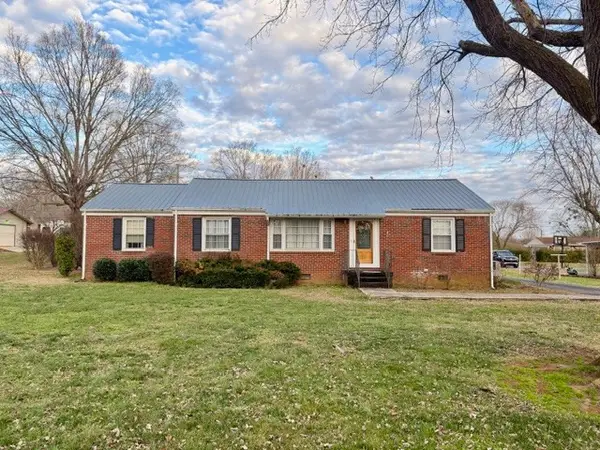 119 Highland Dr, Winchester, TN 37398