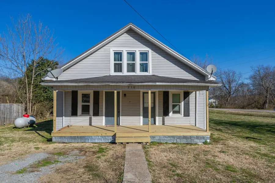 210 Water St, Petersburg, TN 37144 - Image #2
