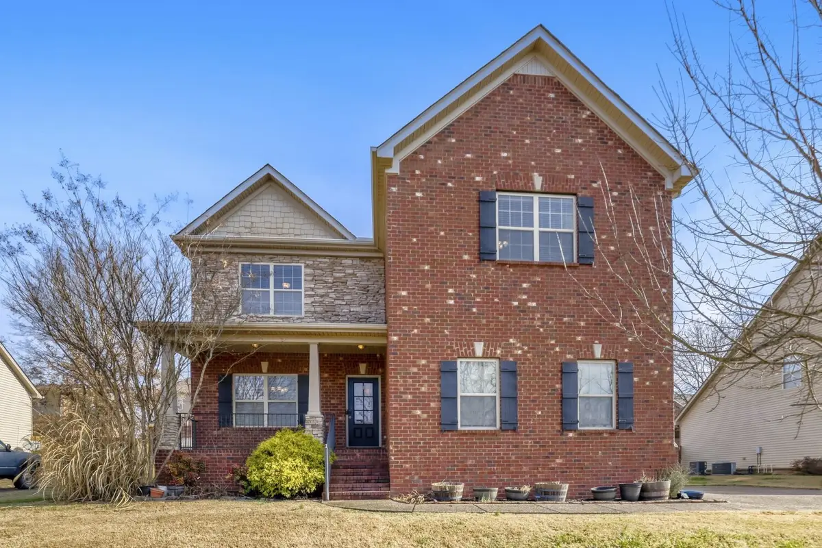 1011 Beverly Ln, Spring Hill, TN 37174 - Image #1