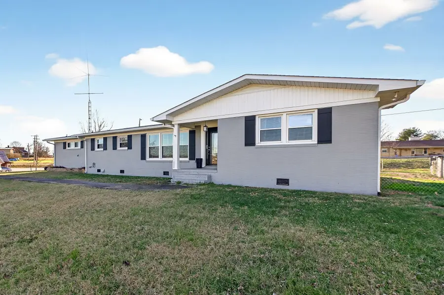 513 N Spring St, Sparta, TN 38583 - Image #3