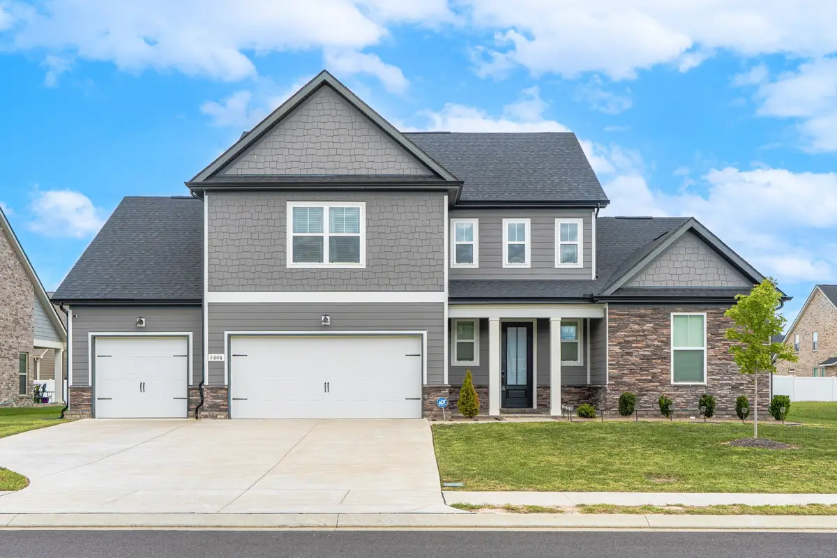 2404 Beaver Dr, Murfreesboro, TN 37128 - #1