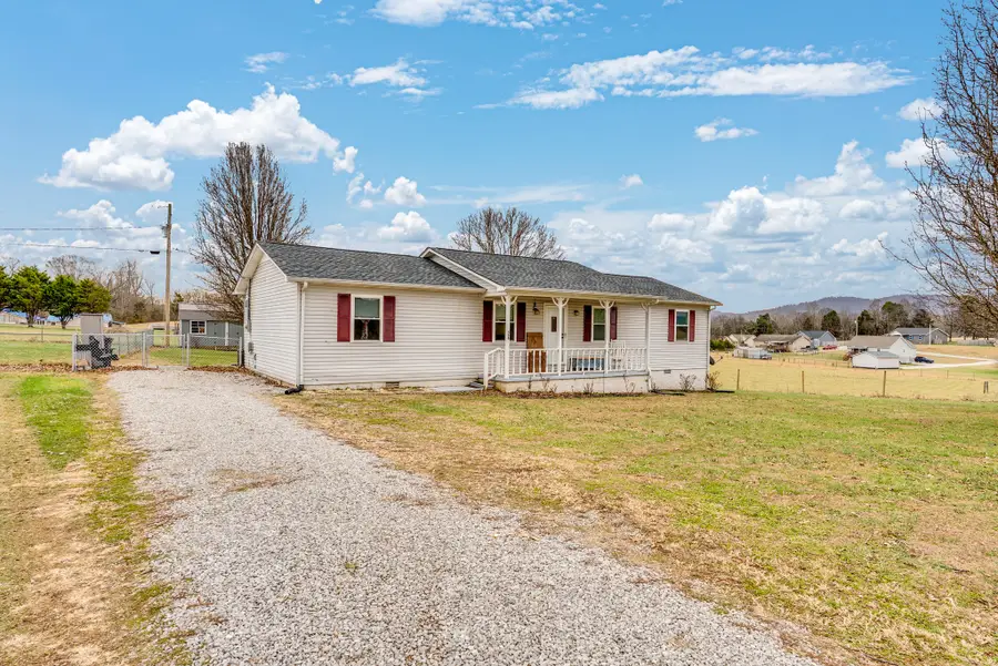 568 Brock Ln, Sparta, TN 38583 - Image #3
