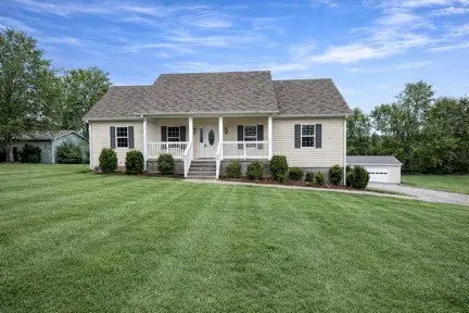 2373 Hampshire Pike, Columbia, TN 38401