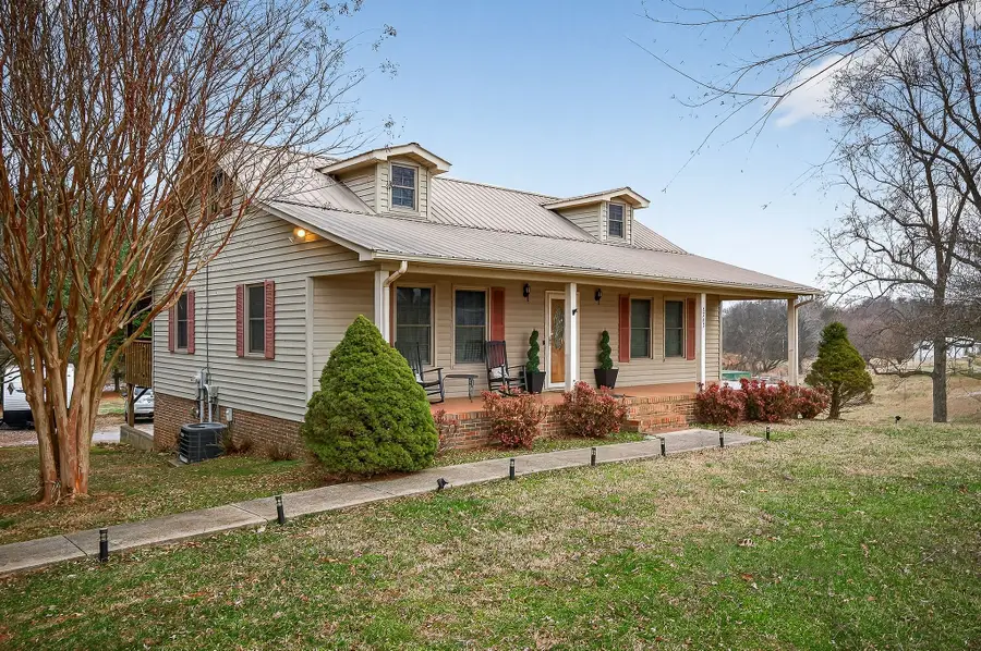 3763 Shellsford Rd, McMinnville, TN 37110 - Image #2