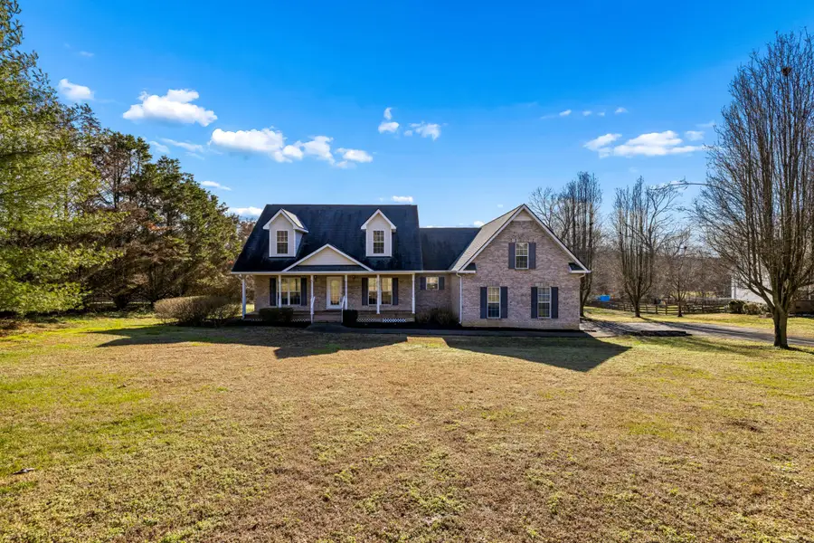 2131 Spring Lake Dr, Spring Hill, TN 37174 - Image #3