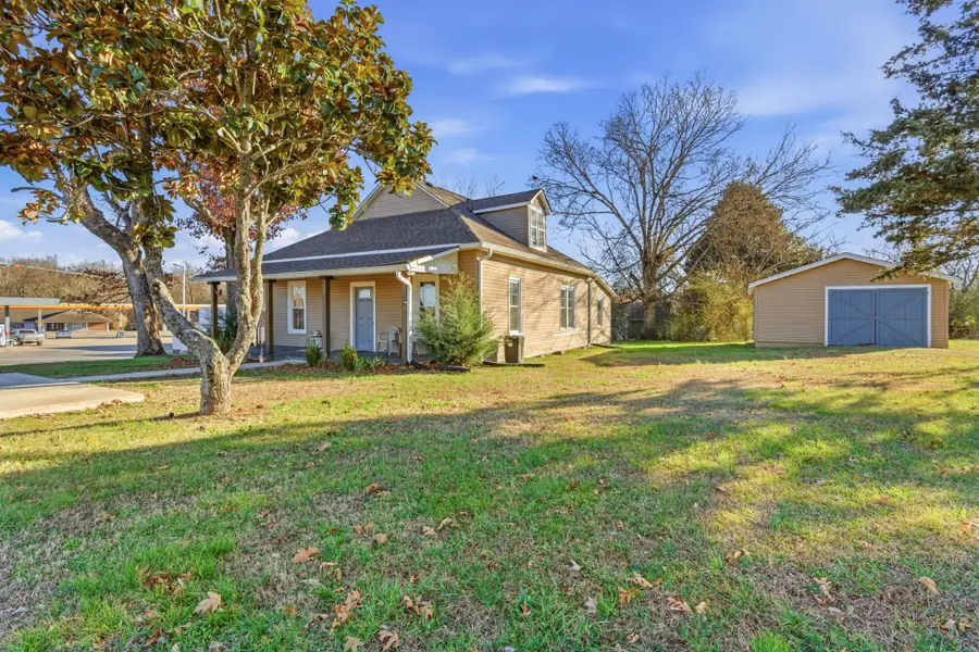 200 Church St, Loretto, TN 38469 - #2