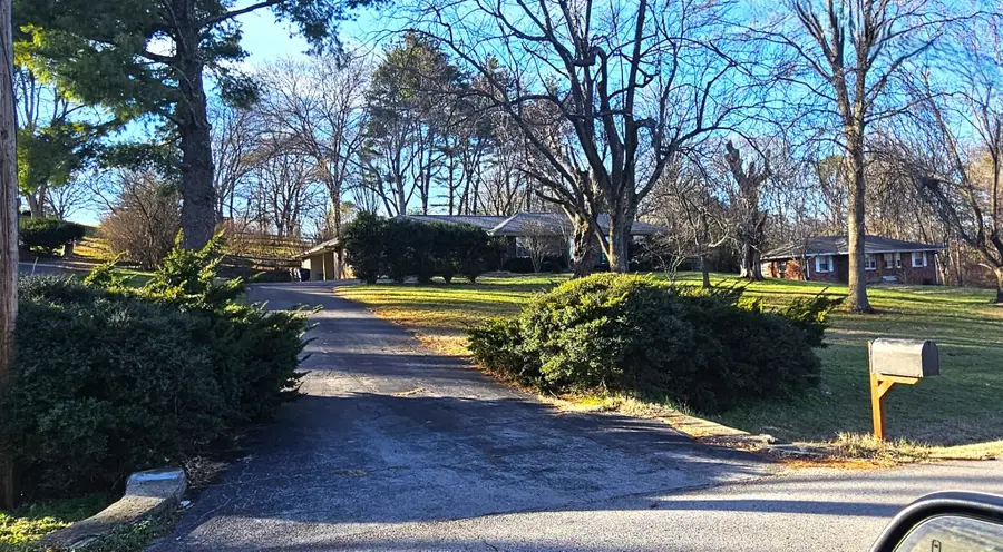 529 Donald St, Goodlettsville, TN 37072 - Image #2