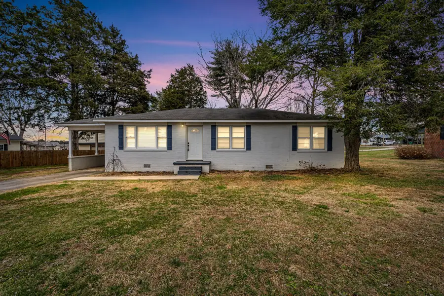 1102 N High St, Winchester, TN 37398 - #3