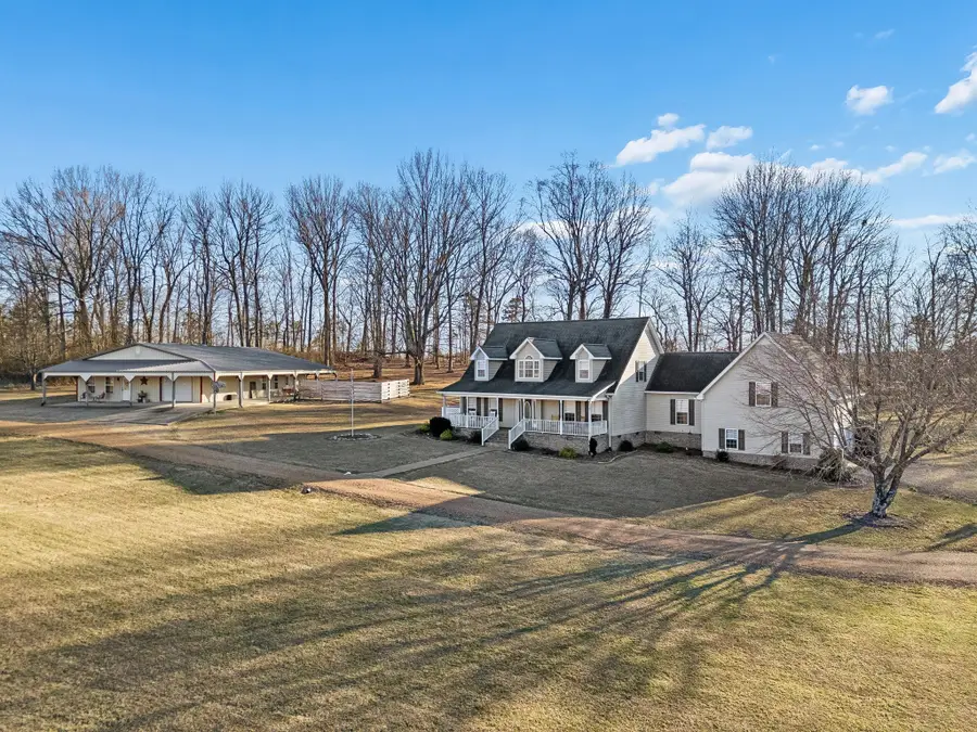 814 Denning Ford Rd, Portland, TN 37148 - Image #2