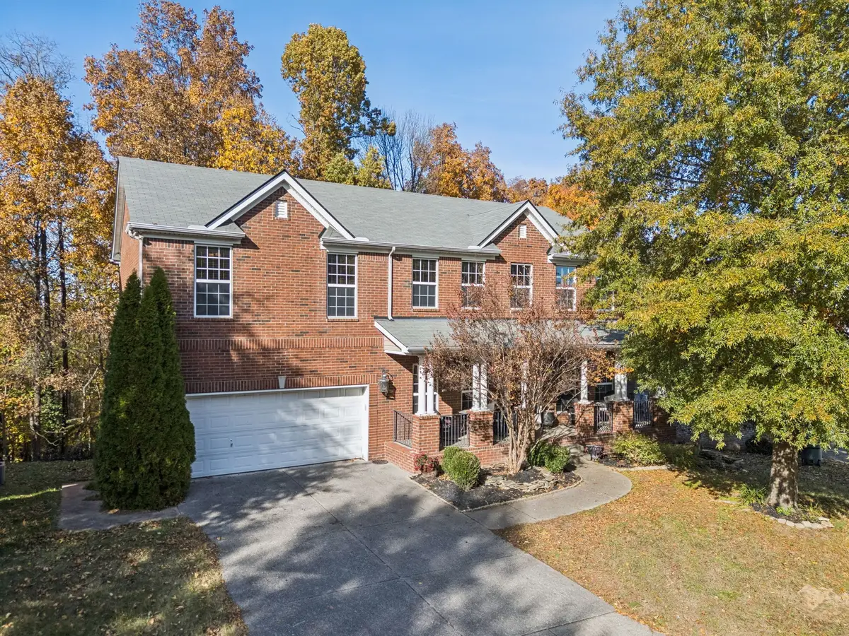 322 Forest Bend Dr, Mount Juliet, TN 37122 - Image #1