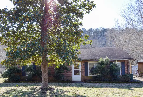 5600 Zapata Dr, Pegram, TN 37143