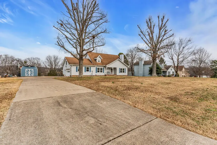1208 Newmans Trl, Hendersonville, TN 37075 - #2