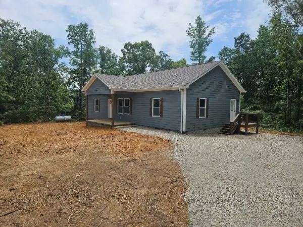 413 Market St, Waynesboro, TN 38485 - #1