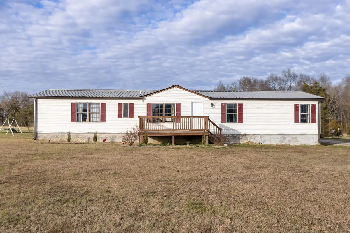 353 Helton Rd, Lewisburg, TN 37091 - Image #1