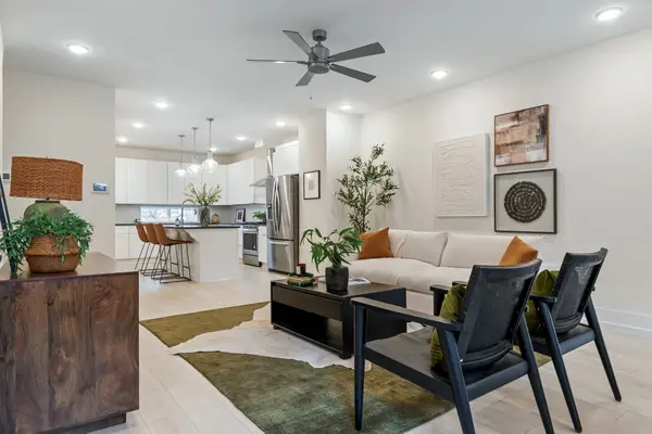 1635 Marshall Hollow Dr, Nashville, TN 37203