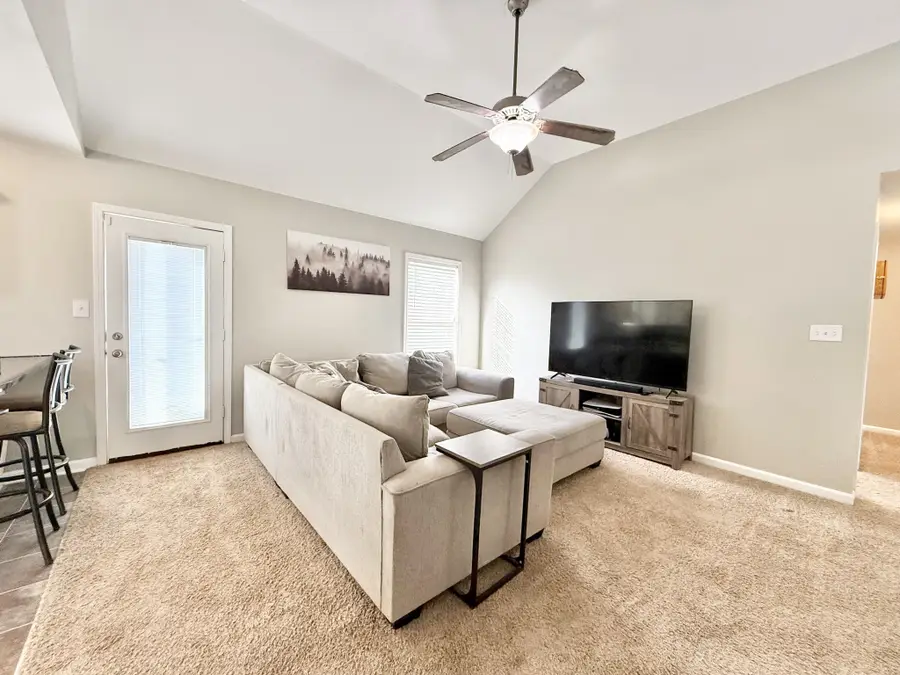 1337 Loren Cir, Clarksville, TN 37042 - Image #3