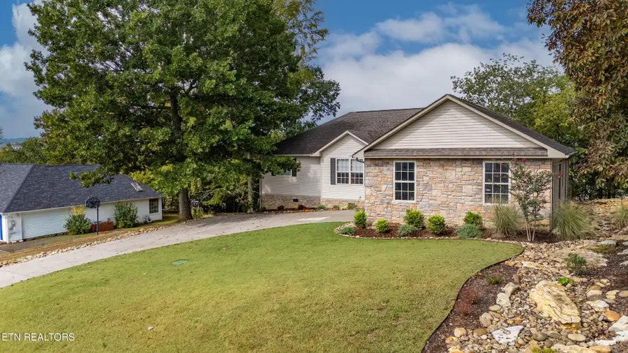 124 Hartford Village Way, Kingston, TN 37763 - Image #2