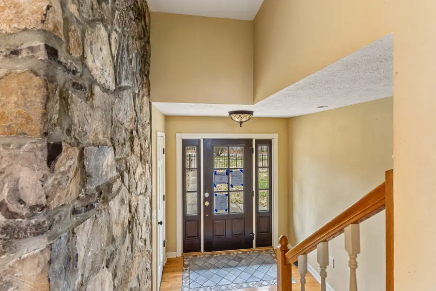 555 White Pine Dr, Centerville, TN 37033 - #3