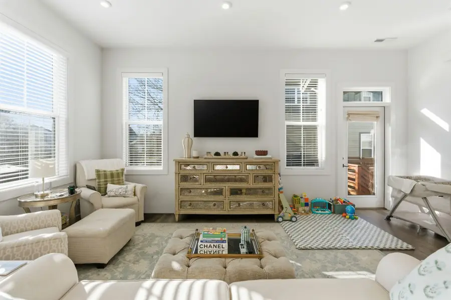 1208 Nations Dr, Nashville, TN 37209 - #3