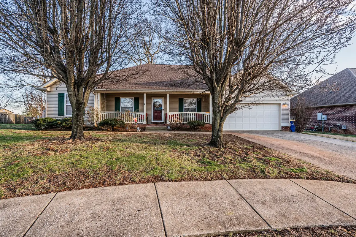 1333 Angelica Ct, Bowling Green, KY 42104 - Image #1