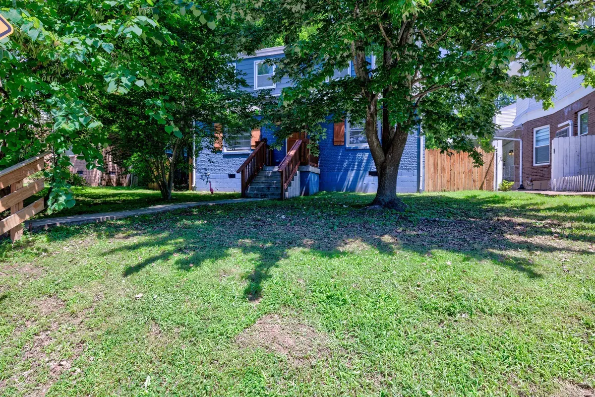 911 Chicamauga Ave, Nashville, TN 37206 - #1