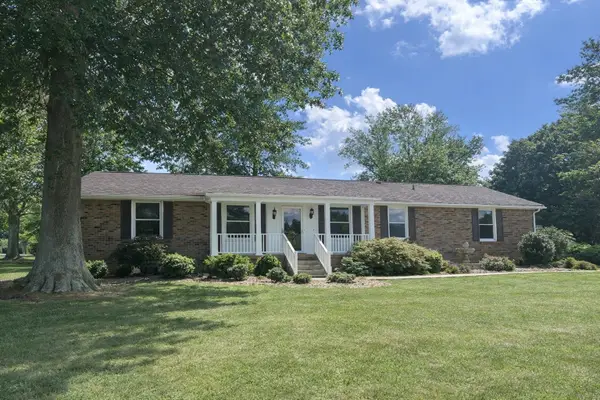 211 General Forrest Dr, Springfield, TN 37172