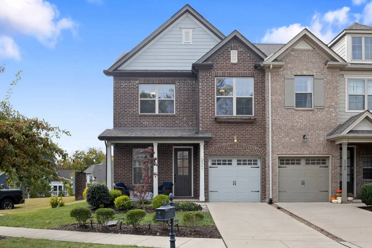 2564 Wellesley Square Dr, Thompsons Station, TN 37179 - #1