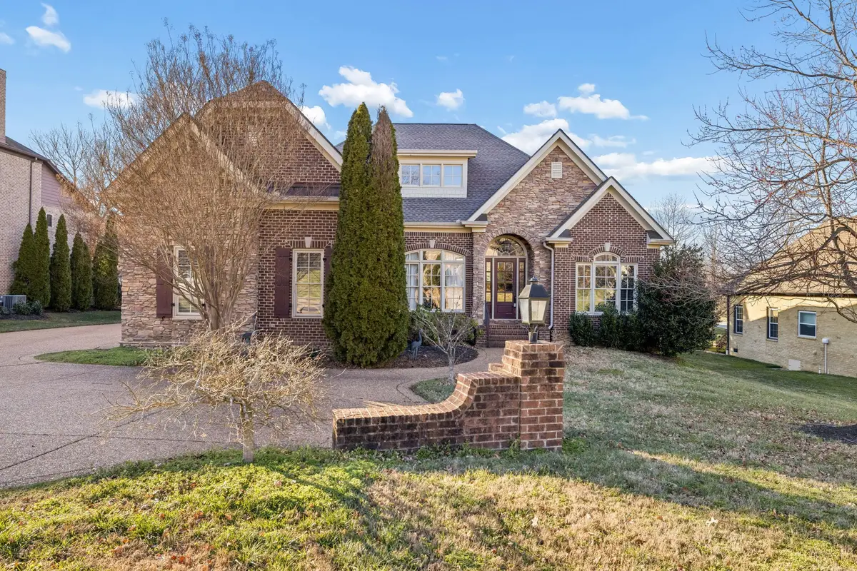 9731 Amethyst Ln, Brentwood, TN 37027 - Image #1