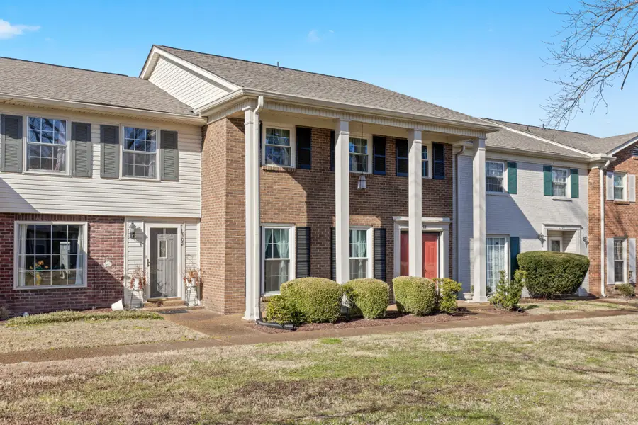 8300 Sawyer Brown Rd #L303, Nashville, TN 37221 - #3