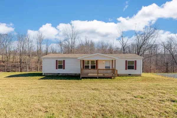 9436 Sunrise Rd, Red Boiling Springs, TN 37150