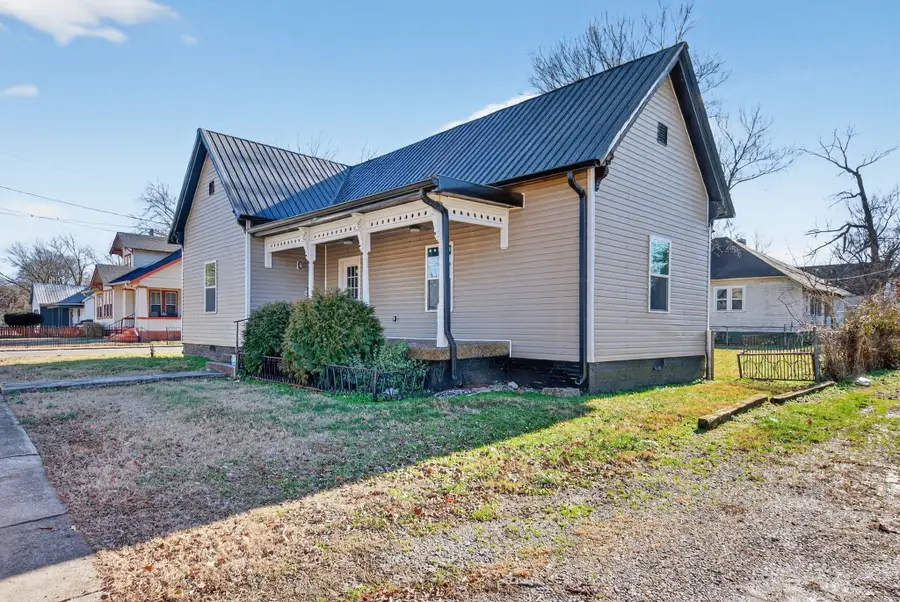 317 E 17th St, Hopkinsville, KY 42240 - Image #2