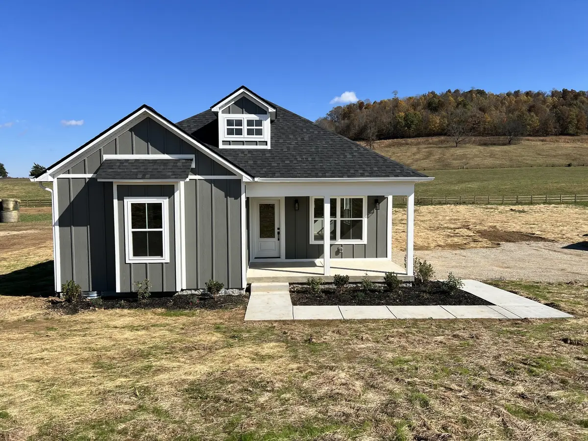 9720 Campbellsville Rd, Pulaski, TN 38478 - #1