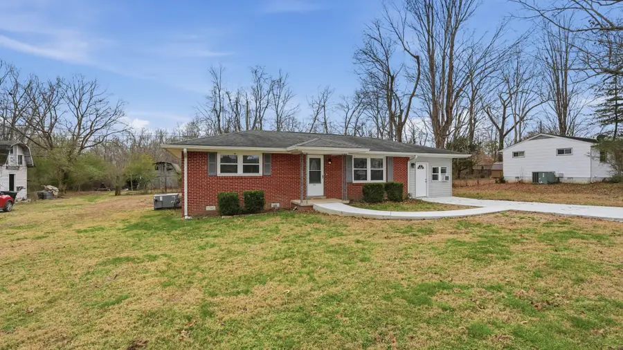420 Oakwood Rd, Tullahoma, TN 37388 - Image #3