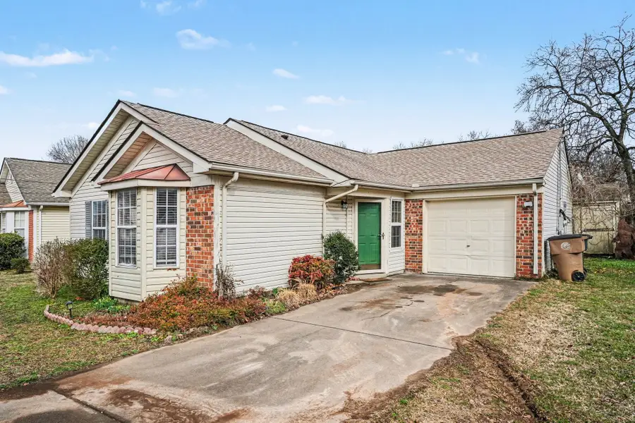 4417 Stoneview Dr, Antioch, TN 37013 - #2