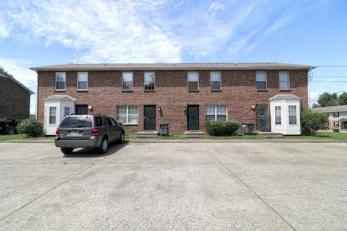 2000 Tynewood Dr, Clarksville, TN 37042 - #1