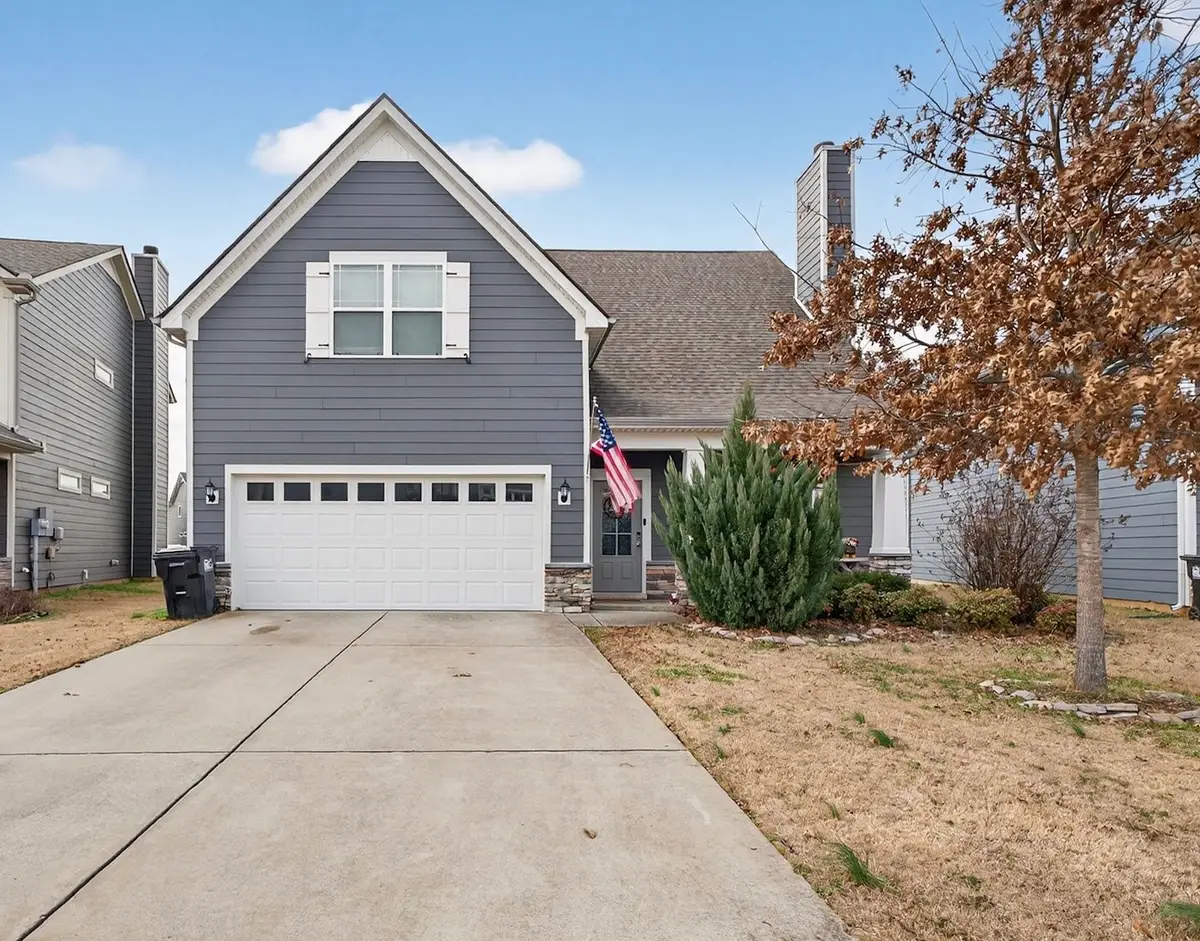 1221 Avery Dr, Murfreesboro, TN 37128 - #1