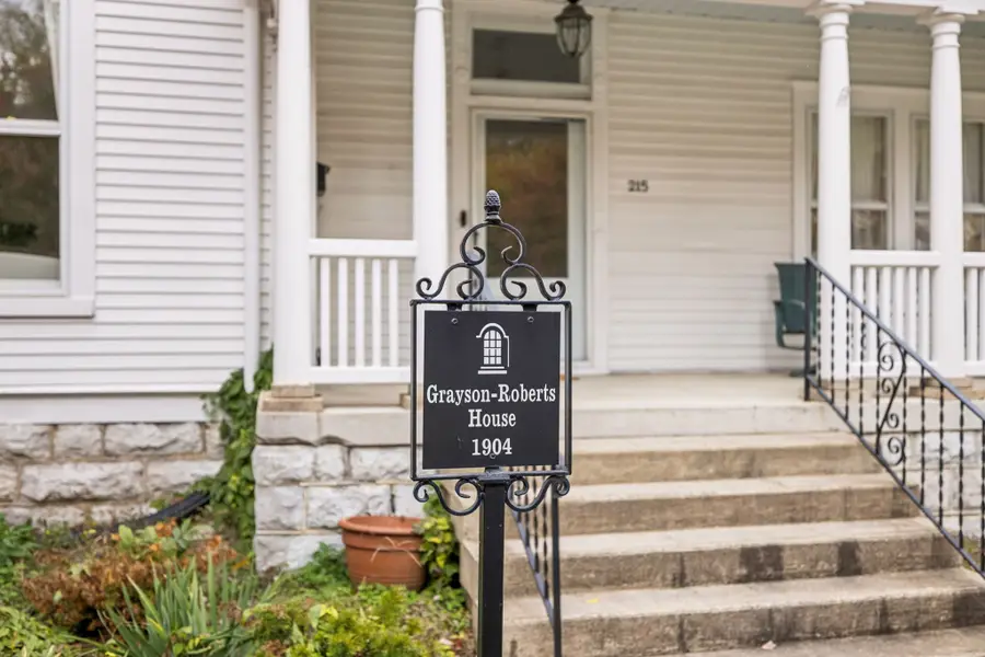 215 4th Ave S, Franklin, TN 37064 - #2