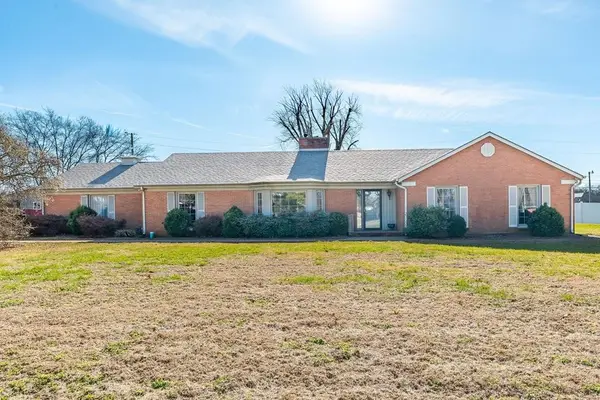 204 Ridgehill Dr, Hopkinsville, KY 42240