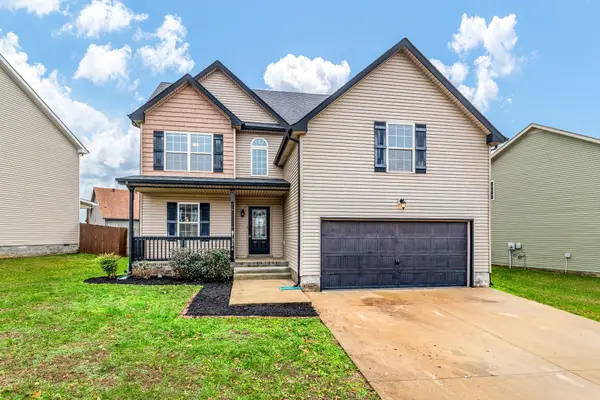 1284 Eagles View Dr, Clarksville, TN 37040