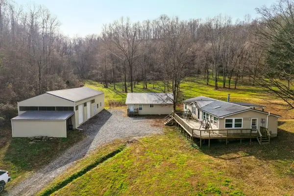 938 Riley Creek Rd, Whitleyville, TN 38588