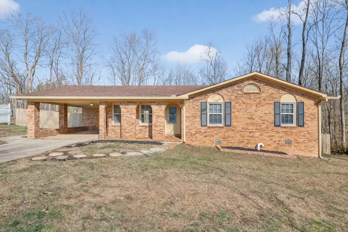 2267 Lambert Dr, Westmoreland, TN 37186 - #1