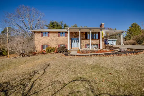 929 Nantucket Ave, Mount Carmel, TN 37645