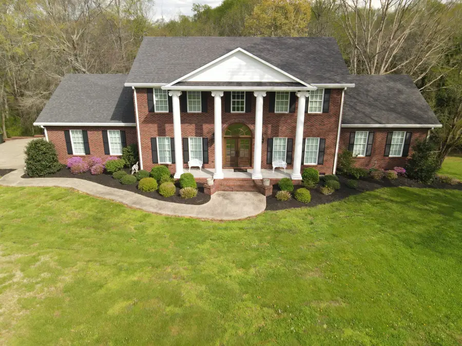 1192 Austin Cir, Lawrenceburg, TN 38464 - Image #3