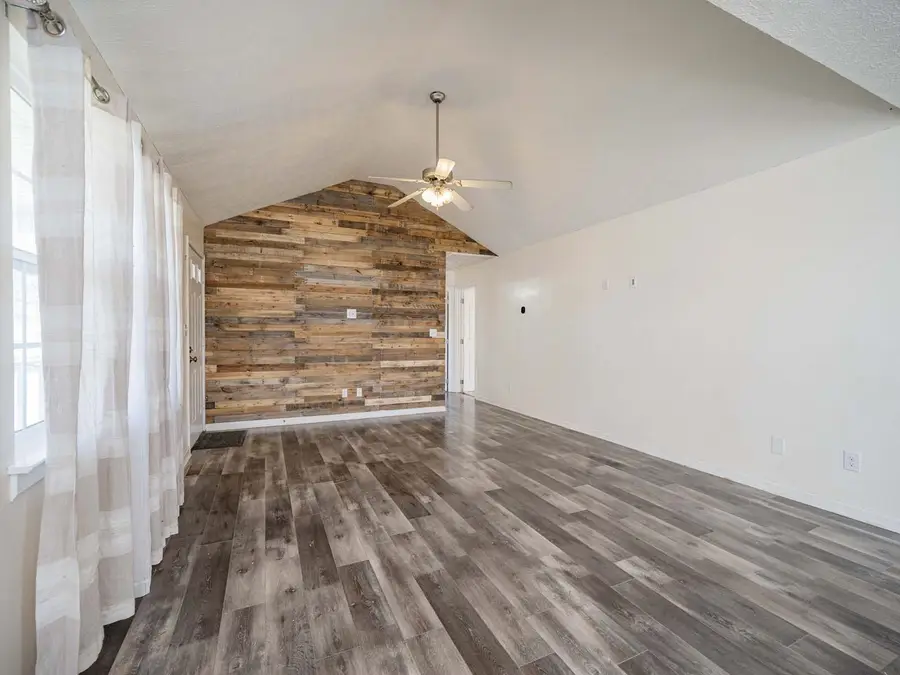 245 Miriah Drive, McMinnville, TN 37110 - Image #3