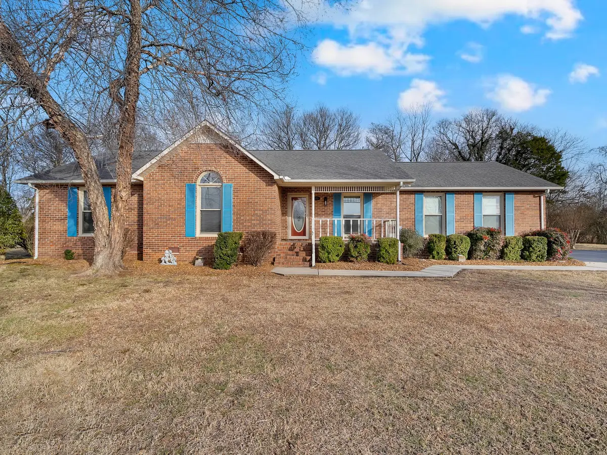 170 Brandi Cir, Winchester, TN 37398 - #1