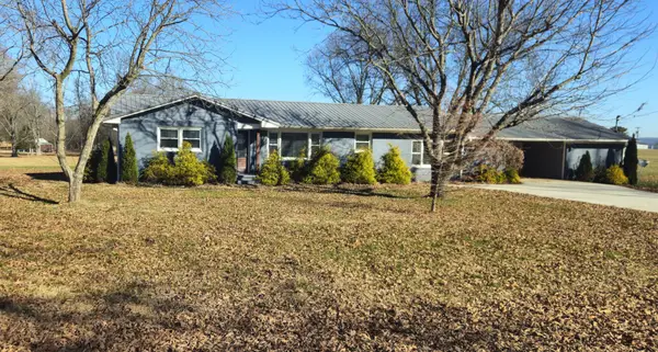 172 Indian Creek Rd, Huntland, TN 37345