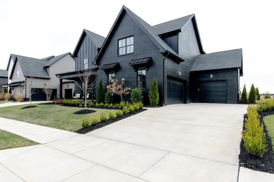 5713 Eaglemont Dr, Murfreesboro, TN 37129 - Image #2