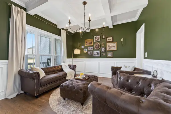 1141 Archibald Dr, Clarksville, TN 37040