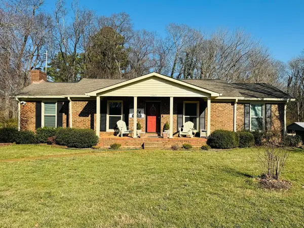 1315 Jewell Dr, Columbia, TN 38401